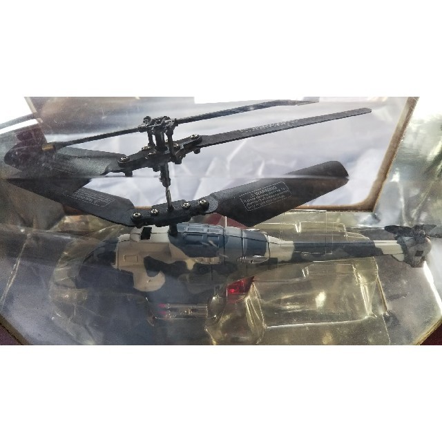 アパッチ ヘリ RC 全国送料無料 ラジコン ヘリコプター エンタメ/ホビーのおもちゃ/ぬいぐるみ(トイラジコン)の商品写真