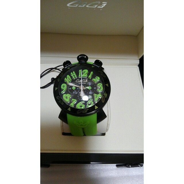 GaGa MILANO(ガガミラノ)のガガミラノ　グリーン　ラバーベルト メンズの時計(ラバーベルト)の商品写真