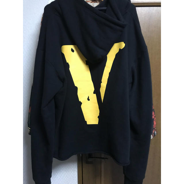 Vlone ヴィーローン POP UP 日本限定 パーカー FRIENDS-