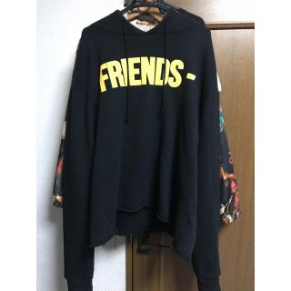 オフホワイト(OFF-WHITE)のVlone ヴィーローン POP UP 日本限定 パーカー FRIENDS-  (パーカー)