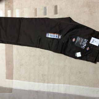 ディッキーズ(Dickies)のD-1085 ウエスト85センチ 未使用です。ブラウンでしっかりとした生地です。(ワークパンツ/カーゴパンツ)