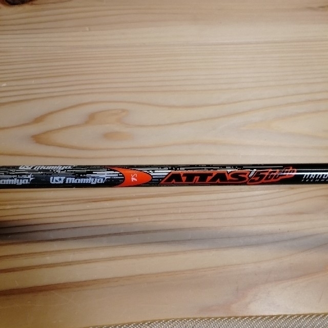 USTMamiya(マミヤ)のattas 5 gogo 7S  ドライバー用　テーラーメイドスリーブ付き スポーツ/アウトドアのゴルフ(その他)の商品写真