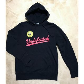 アンディフィーテッド(UNDEFEATED)の美品  UNDEFEATEDパーカー(パーカー)