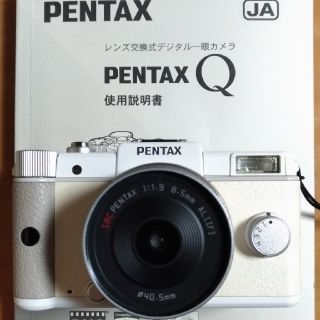 ペンタックス(PENTAX)のPENTAX Q レンズキット(01 STANDARD PRIME付) ホワイト(ミラーレス一眼)