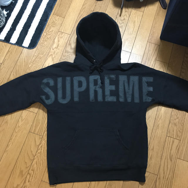 supreme bannerパーカー シュプリーム box