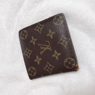 ルイヴィトン(LOUIS VUITTON)のLOUIS VUITTON 財布 モノグラム(折り財布)