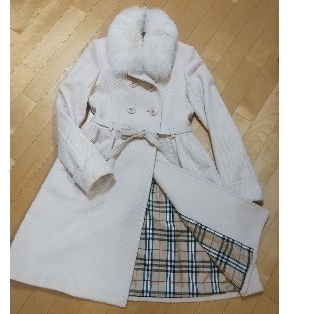 BURBERRY(バーバリー)の美品 バーバリー ファーコート レディースのジャケット/アウター(ロングコート)の商品写真