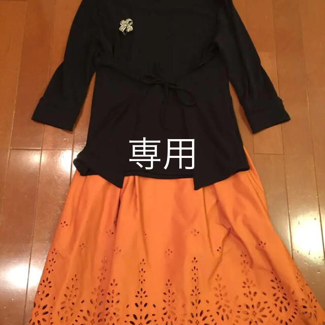 取り寄せた本物の商品 FOXEYNEWYORK オレンジ スカート | skien