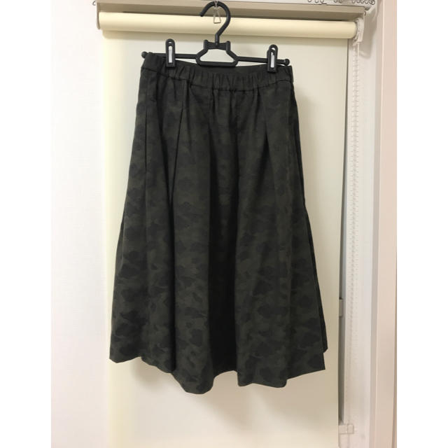 UNIQLO(ユニクロ)のUNIQLO 迷彩柄スカート レディースのスカート(ひざ丈スカート)の商品写真