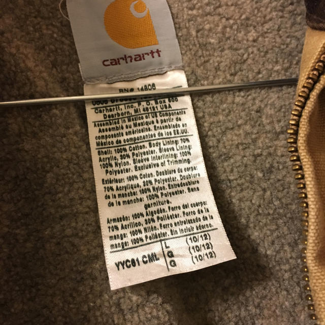carhartt(カーハート)のcarhartt 古着 ジャケット メンズのジャケット/アウター(ダウンジャケット)の商品写真