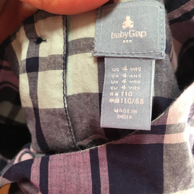 babyGAP(ベビーギャップ)のbabygap 110センチ キッズ/ベビー/マタニティのキッズ服女の子用(90cm~)(Tシャツ/カットソー)の商品写真