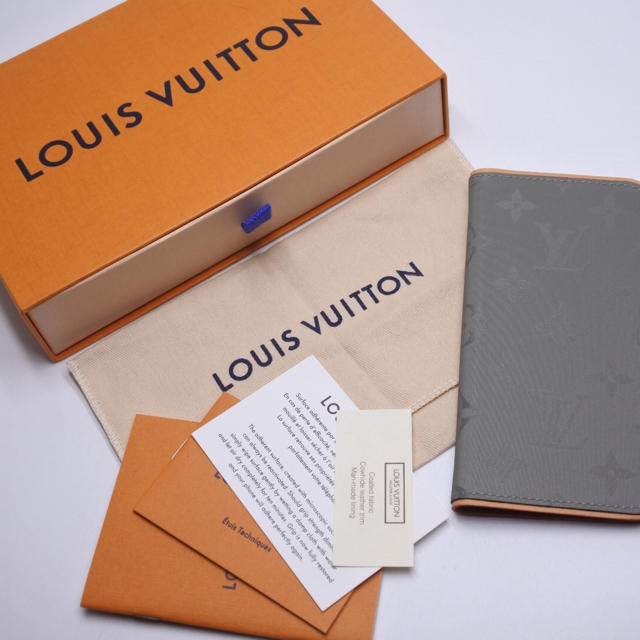 LOUIS VUITTON - 18FW ルイヴィトン　携帯ケース　IPHONE X XS フォリオM63241の通販 by ごとく's shop｜ルイヴィトンならラクマ