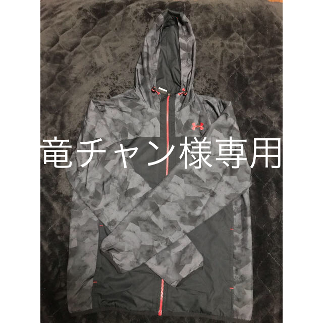 UNDER ARMOUR ウィンドブレーカー39-