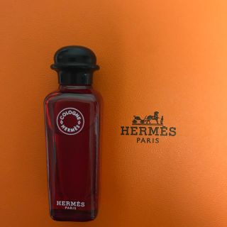 エルメス(Hermes)の新品 未開封  HERMES オー ドゥ ルバーブ エカルラット(香水(女性用))