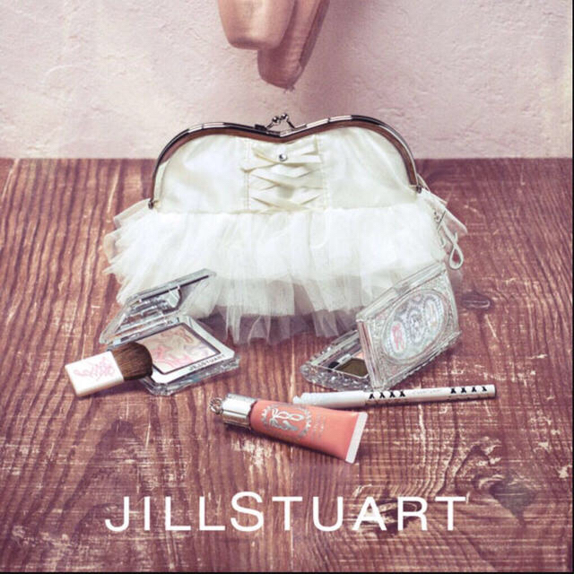 JILLSTUART(ジルスチュアート)のバレリーナポーチ♡あやさんお取り置き♡ レディースのファッション小物(ポーチ)の商品写真