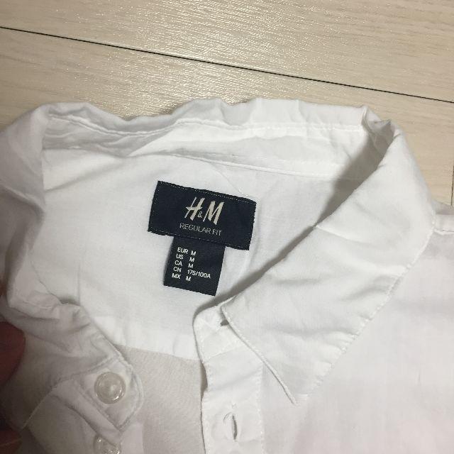 H&M(エイチアンドエム)の美品 綿シャツ 白シャツ 長袖 メンズ サイズM メンズのトップス(シャツ)の商品写真