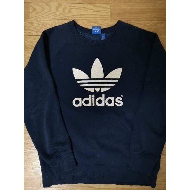 adidas(アディダス)の【美品】Adidas/アディダス　スウェット　ネイビー　 レディースのトップス(トレーナー/スウェット)の商品写真