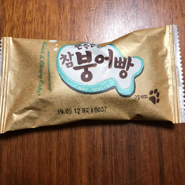 土日限定！！韓国のお土産★サカナケーキ★ 食品/飲料/酒の食品(菓子/デザート)の商品写真