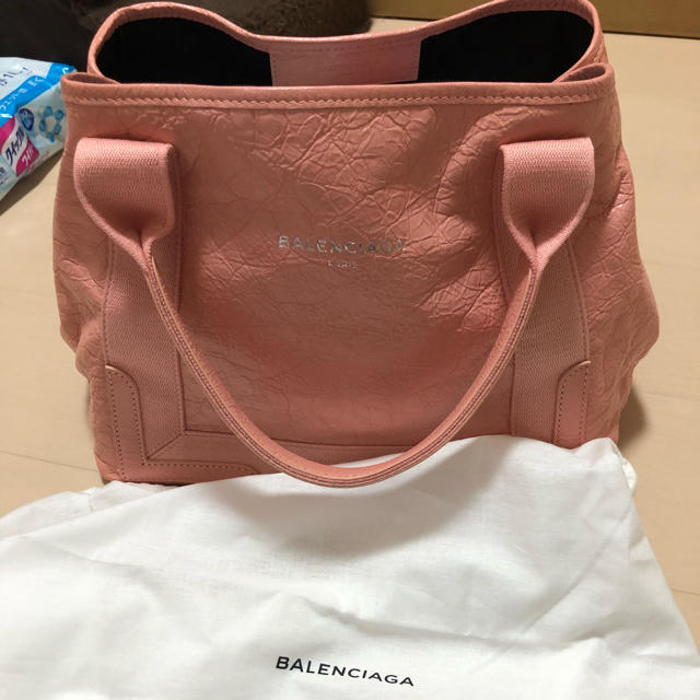 Balenciaga(バレンシアガ)の新品 未使用 バレンシアガ NAVY CABAS S カバス レザートート レディースのバッグ(トートバッグ)の商品写真