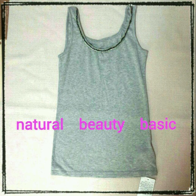 NATURAL BEAUTY BASIC(ナチュラルビューティーベーシック)の新品♡ビジュー付きタンク レディースのトップス(タンクトップ)の商品写真