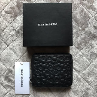マリメッコ(marimekko)のマリメッコ ラウンドファスナーコインケース レザー財布 ウニッコ   黒(財布)