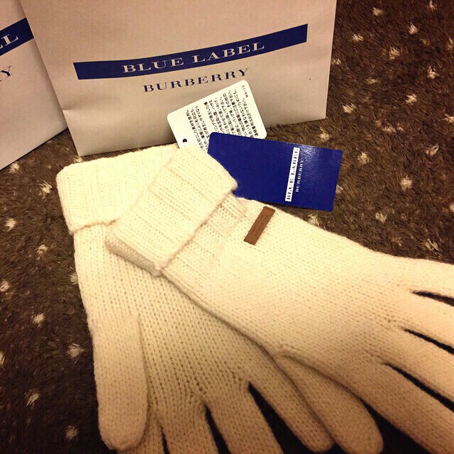 BURBERRY(バーバリー)の残り2日バーバリー手袋最終値下げ レディースのファッション小物(手袋)の商品写真