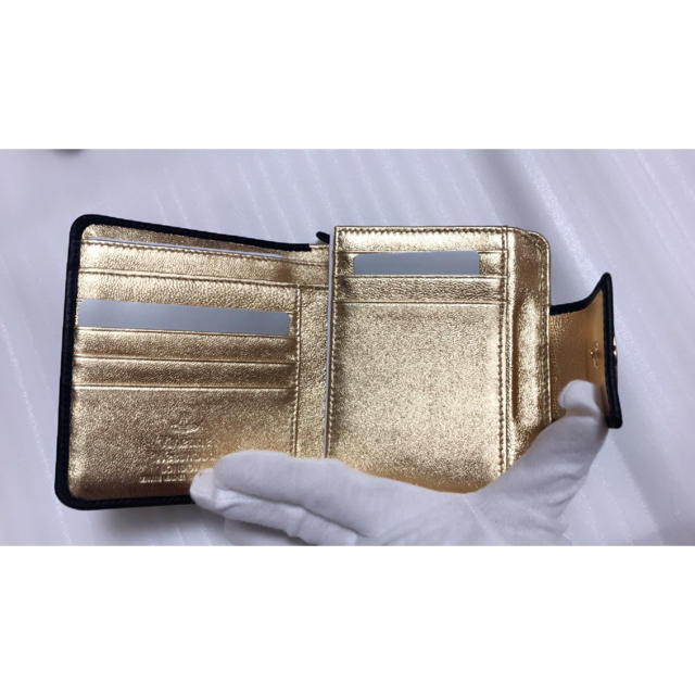 Vivienne Westwood(ヴィヴィアンウエストウッド)のヴィヴィアンウエストウッド財布 ブラック、ゴールド レディースのファッション小物(財布)の商品写真