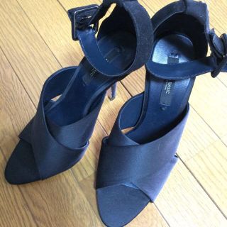 ザラ(ZARA)の未使用❗️ZARAサンダル👡(サンダル)