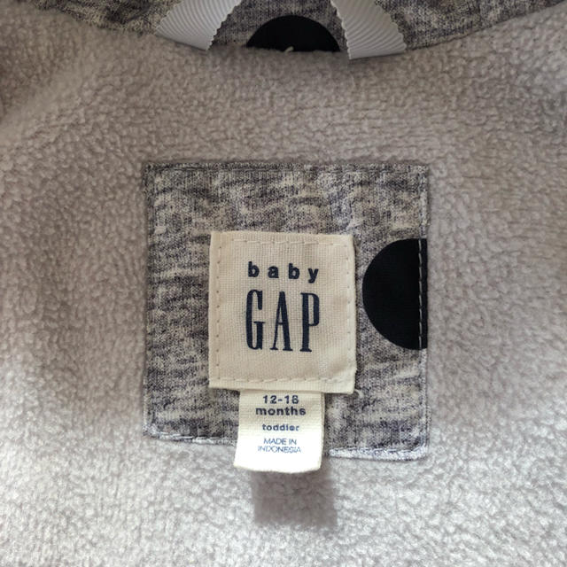 babyGAP(ベビーギャップ)の早い者勝ち！baby GAP♡ドット柄ダウン♡ベビーギャップ キッズ/ベビー/マタニティのベビー服(~85cm)(ジャケット/コート)の商品写真