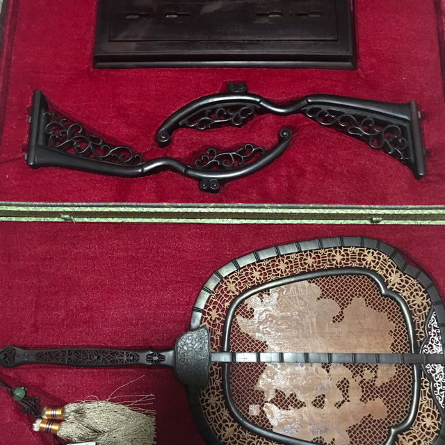 中国 工芸品 軍配 扇子 | フリマアプリ ラクマ