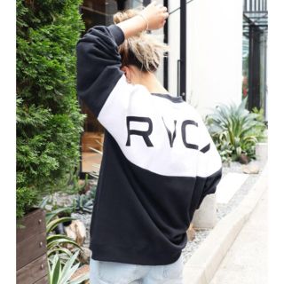 ルーカ(RVCA)の新品 RVCA 配色ロゴトレーナー(スウェット)