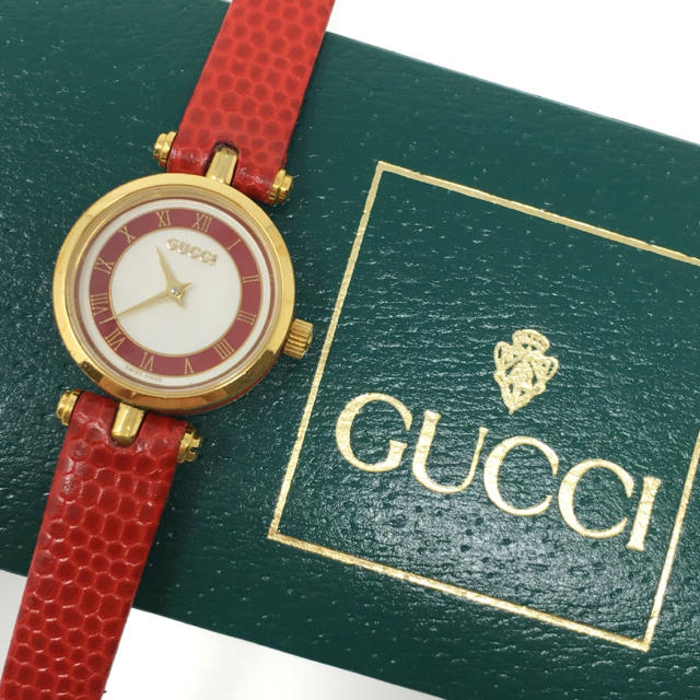 Gucci - グッチ 値引き可 ベルト新品交換 電池新品です☆ 赤 シェリー ...