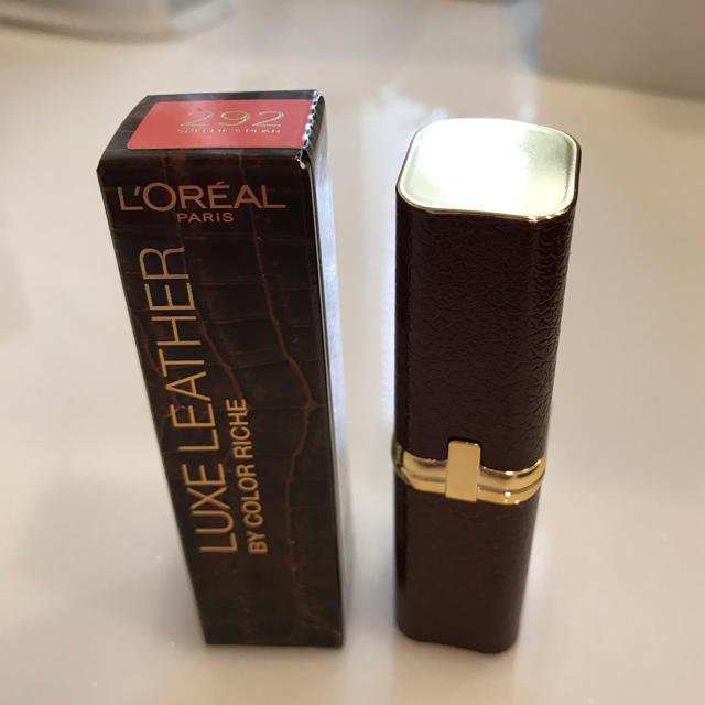 L'Oreal Paris(ロレアルパリ)の【新品】ロレアルパリ リュクスレザーコレクション 292 コスメ/美容のベースメイク/化粧品(口紅)の商品写真