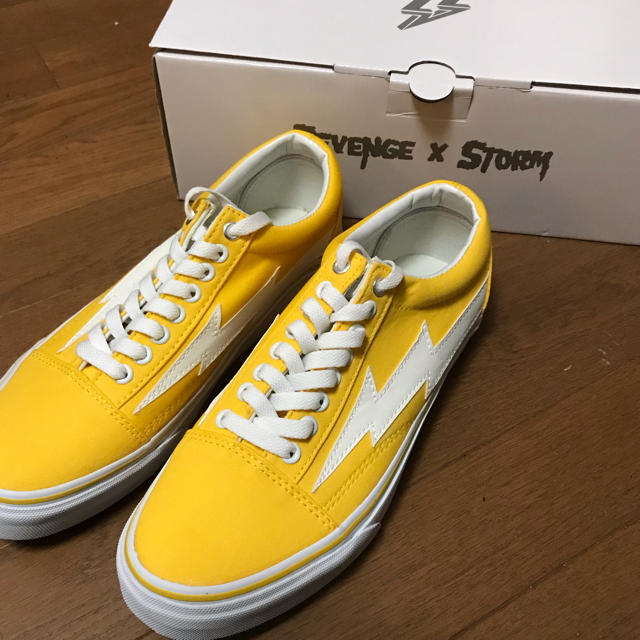 OFF-WHITE(オフホワイト)の定価以下新品確実正規品 us9 27.0cm revenge storm メンズの靴/シューズ(スニーカー)の商品写真