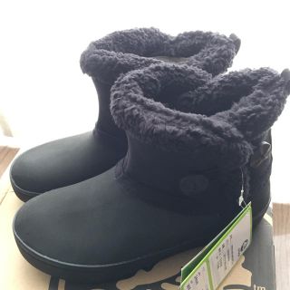 クロックス(crocs)の◆crocs◆クロックス◆中ボア ブーツ 新品 W8 24センチ 黒(ブーツ)