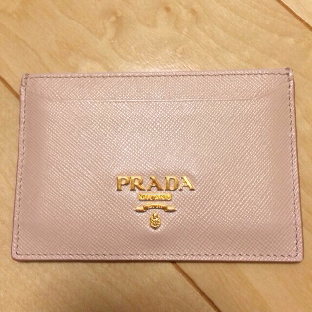 PRADA カード&パスケース 超美品 - 名刺入れ/定期入れ