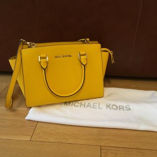 マイケルコース(Michael Kors)のマイケルコース ショルダーバッグ イエロー(ショルダーバッグ)