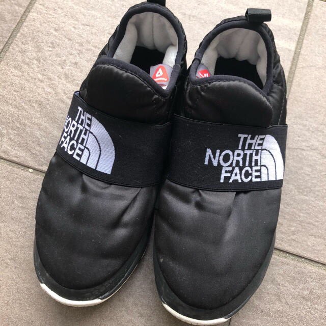 THE NORTH FACE(ザノースフェイス)のノースフェイス ヌプシ 24.0 ライトモック レディースの靴/シューズ(スニーカー)の商品写真