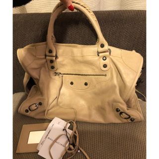 バレンシアガバッグ(BALENCIAGA BAG)のバレンシアガ シティ ベージュ (ハンドバッグ)