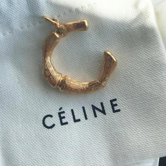 celine - CELINE イニシャル ネックレス ペンダント アルファベット chanelの通販 by M｜セリーヌならラクマ