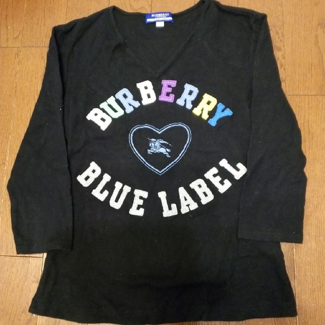 BURBERRY BLUE LABEL(バーバリーブルーレーベル)のBURBERRY 黒 長袖Tシャツ  レディースのトップス(Tシャツ(長袖/七分))の商品写真