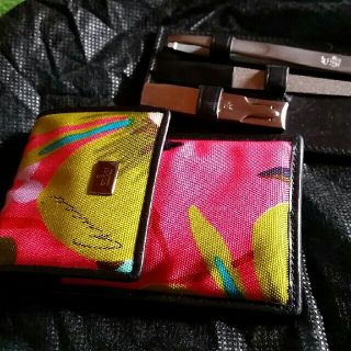 グッチ(Gucci)の未使用品　グッチGUCCI 花柄ポーチ　ネイルケア　名刺入れカードパスケース(名刺入れ/定期入れ)