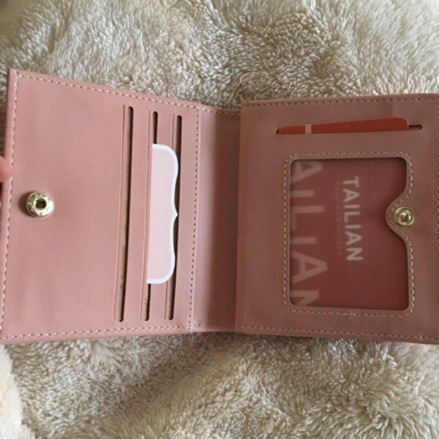 新品 折り財布 レディースのファッション小物(財布)の商品写真