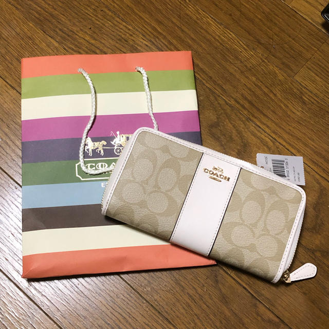 ファッション小物最終値下げ！coach 長財布