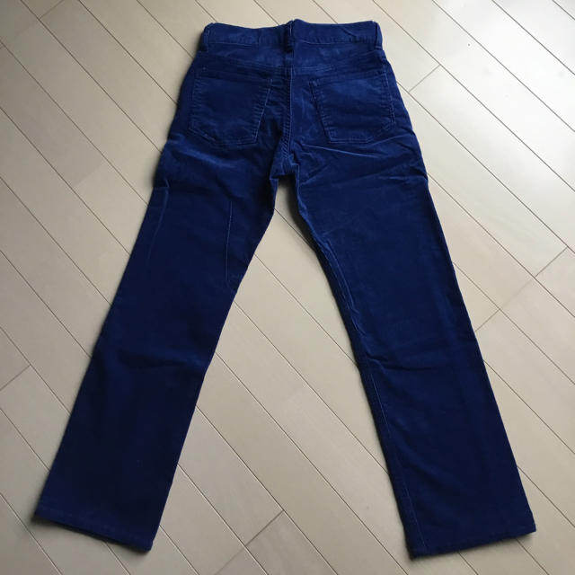 GU(ジーユー)の☆新品☆ 男児 コーデュロジーンズ 【 140㎝ 】 キッズ/ベビー/マタニティのキッズ服男の子用(90cm~)(パンツ/スパッツ)の商品写真