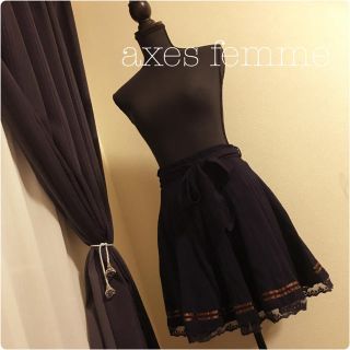 アクシーズファム(axes femme)の【axes  femme】セーラーラインスカート(ひざ丈スカート)