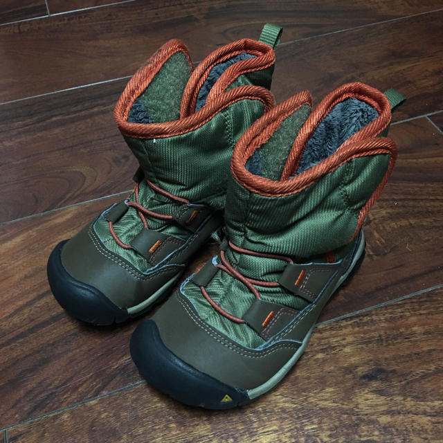 KEEN(キーン)のキッズ  KEEN キッズ/ベビー/マタニティのキッズ靴/シューズ(15cm~)(ブーツ)の商品写真