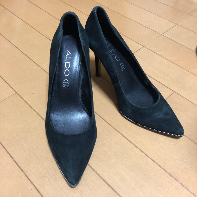 ALDO(アルド)のALDO🖤スエード黒ヒール レディースの靴/シューズ(ハイヒール/パンプス)の商品写真