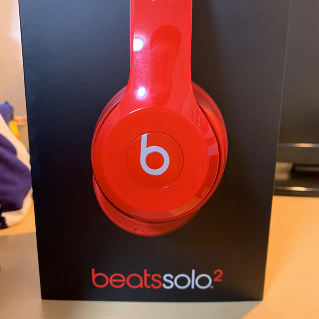 Beats by Dr Dre(ビーツバイドクタードレ)のbeats solo2 プロダクトレッド スマホ/家電/カメラのオーディオ機器(ヘッドフォン/イヤフォン)の商品写真