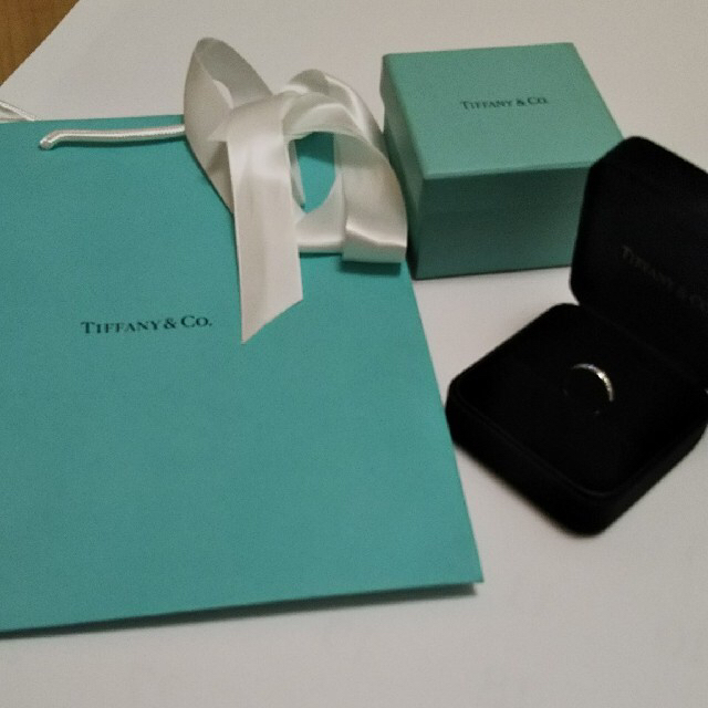 Tiffany & Co. - まみぃさま専用＊ティファニー ハーフエタニティリング 10号の通販 by 談志花菜's shop｜ティファニー